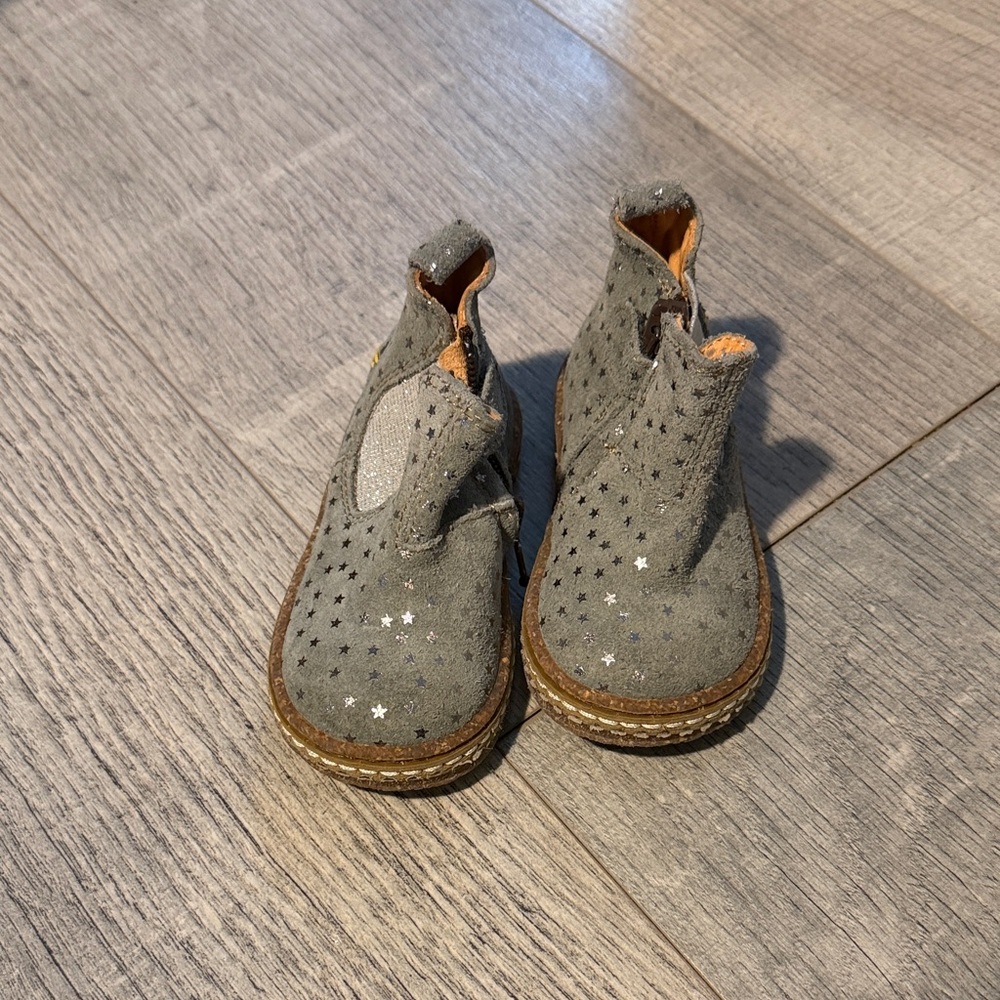 Gray Starry Kids Shoes